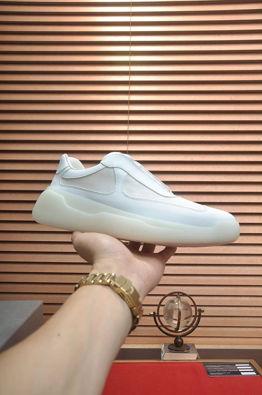 Men's shoes 💰580💶 [PRADA] Top original items, new seasonal styles, high-quality original items, top-grade high-mercerized cowhide combined with original breathable fabric + imported glue, imported stretch fabric inside with original cowhide feet, original thick outsole! Quality guaranteed! Code 38-45 (45 customized)